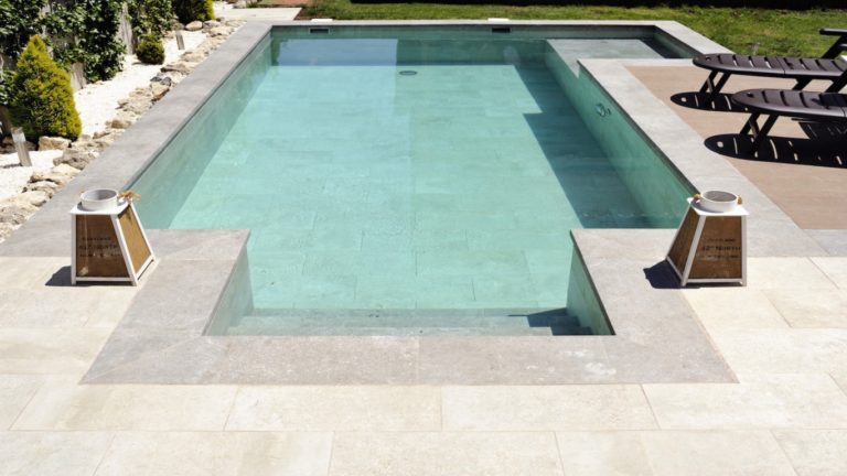 La importancia de la reparación de piscinas en Barcelona