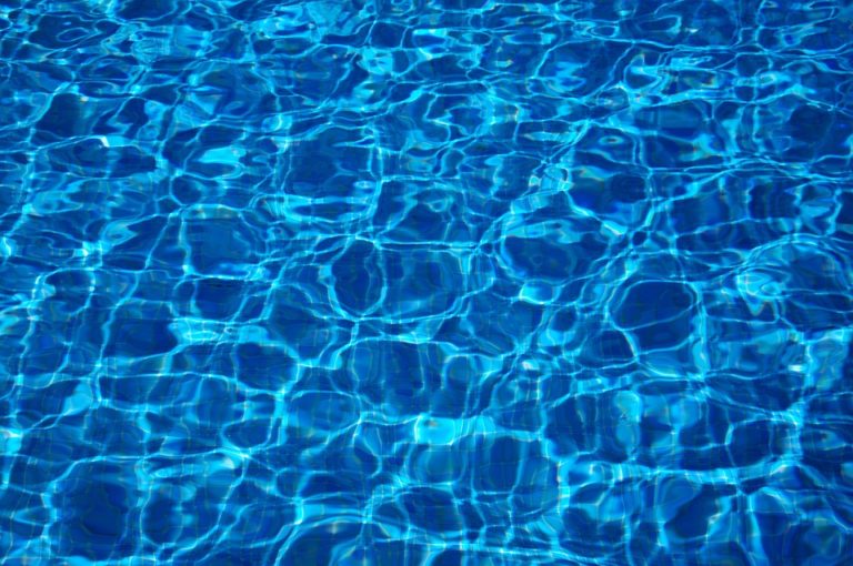 Mantenimiento piscinas Barcelona: Limpiafondos