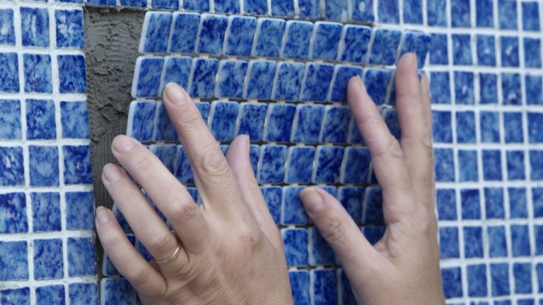 ¿Cómo puede ayudarte la reparación de piscinas en Barcelona a eliminar las fugas de agua?