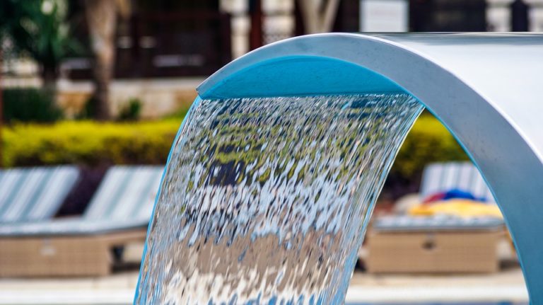 Mantenimiento piscinas Barcelona: el agua