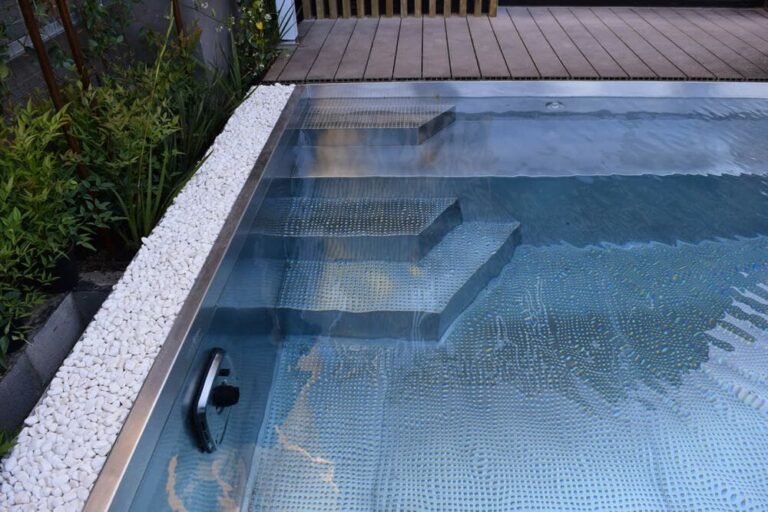 Construcción de piscinas en Sant Cugat de acero inoxidable