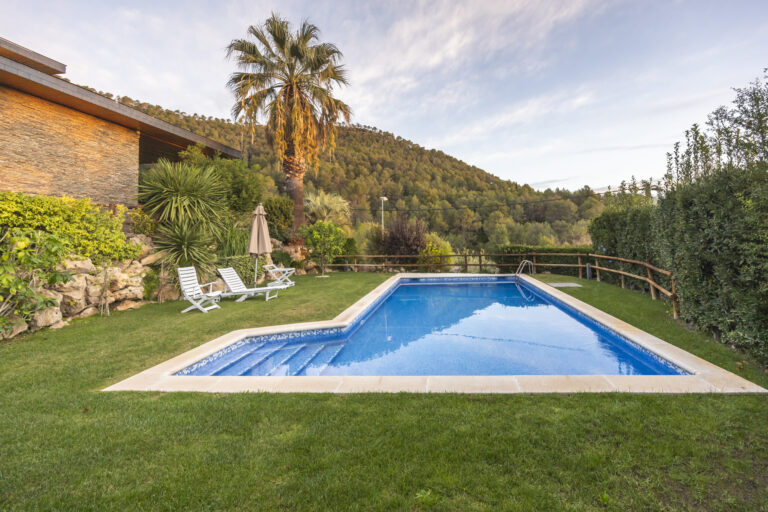 Preparar la piscina para el verano
