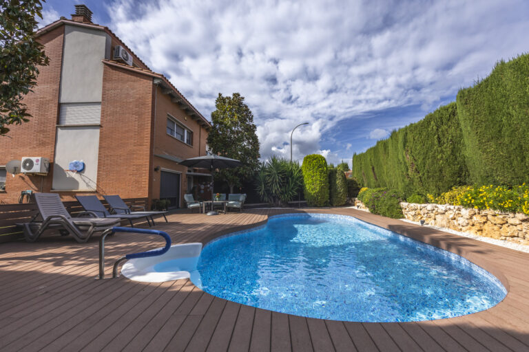 ¿Cómo elegir el mejor constructor de piscinas?