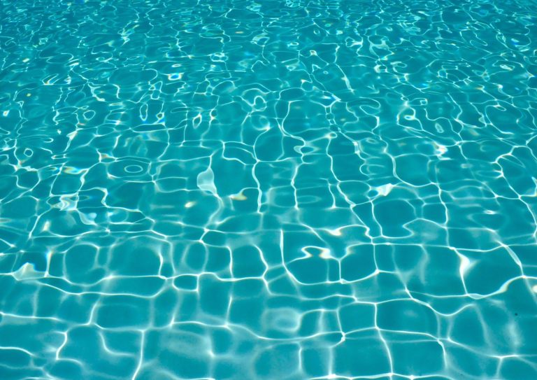 Por qué la Rehabilitación de Piscinas es una Inversión Inteligente