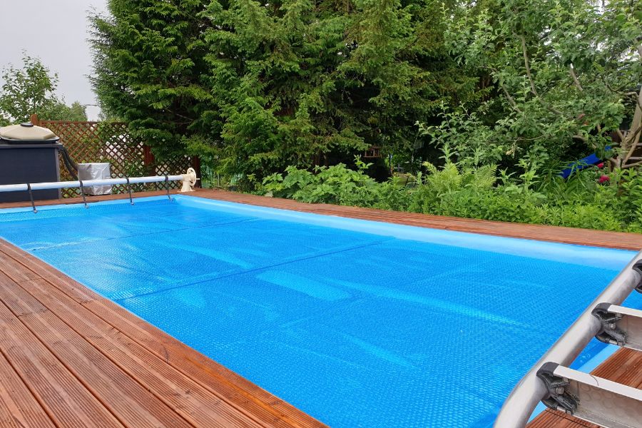 piscina con cobertor