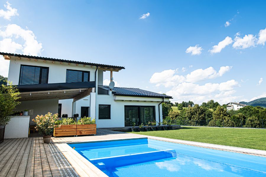 casa unifamiliar con piscina