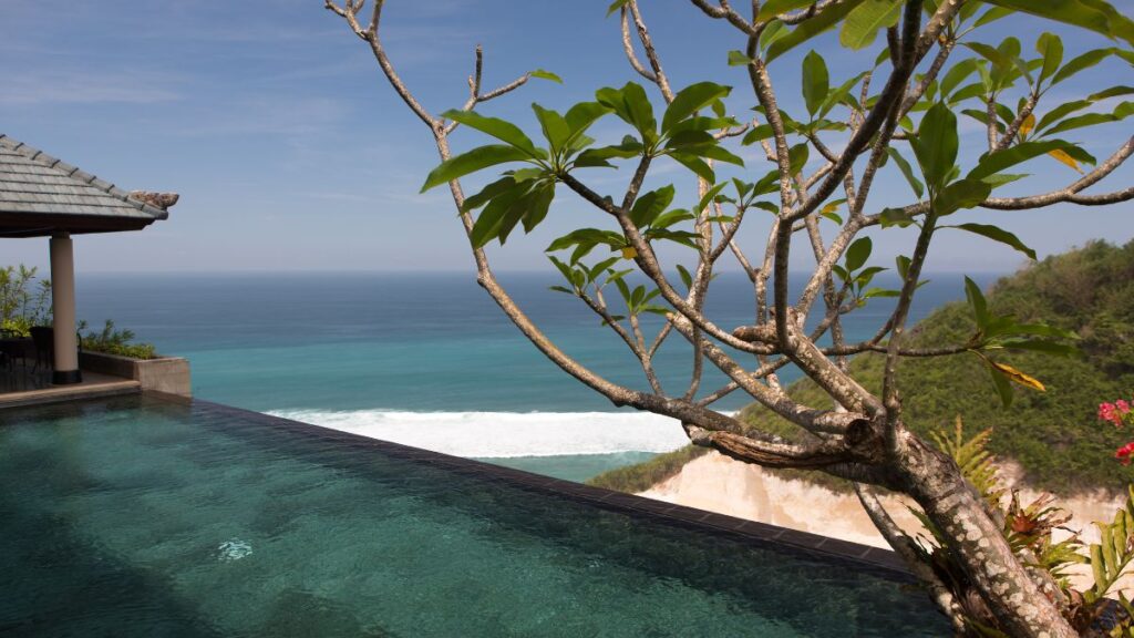 infinity pool