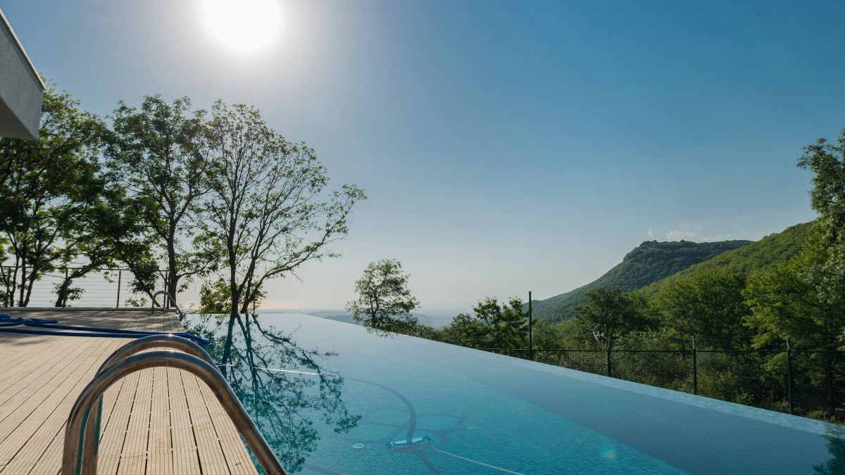 infinity pool