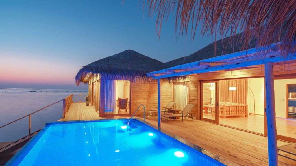 infinity pool
