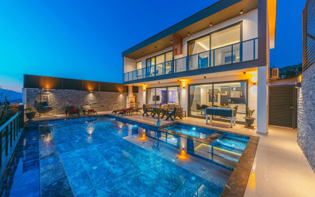 casa con piscina