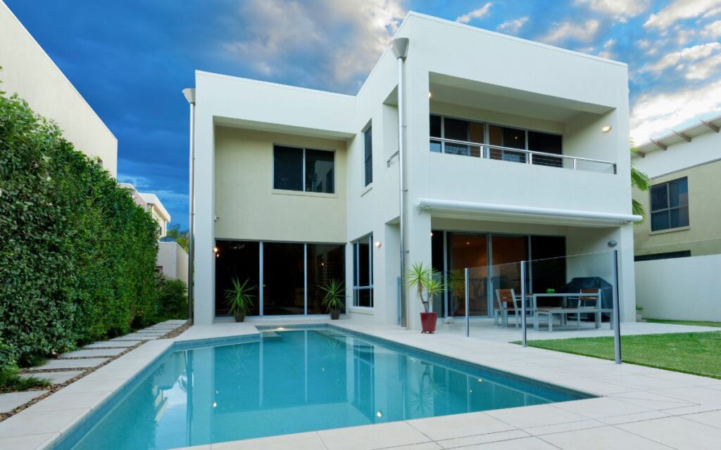 casa con piscina