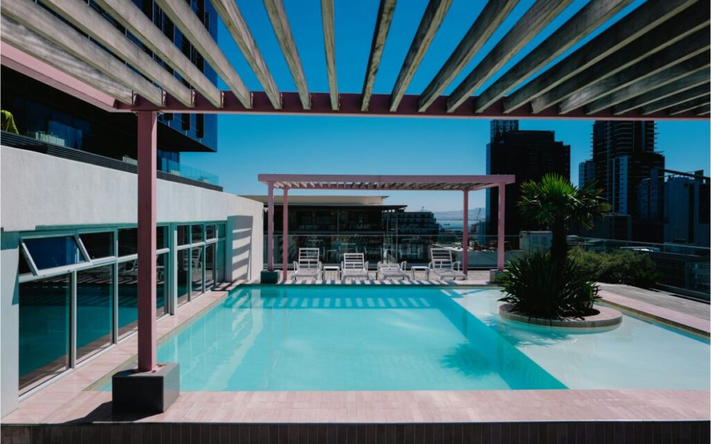 construcción de piscinas