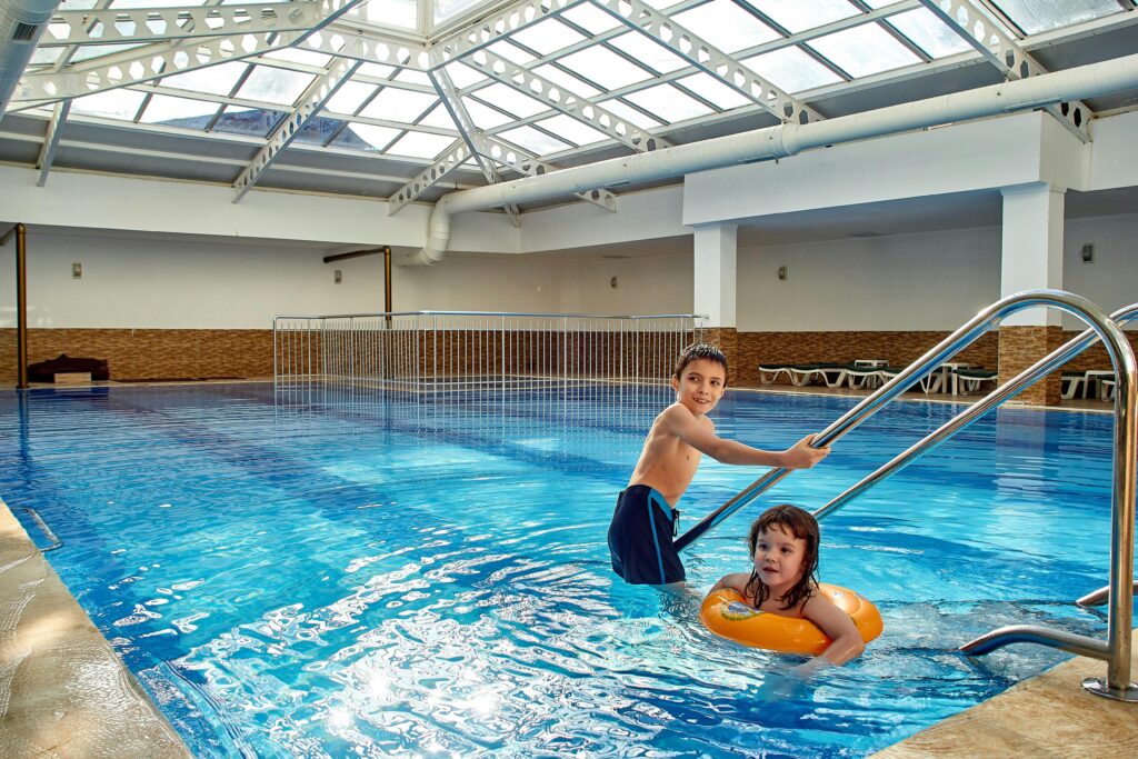 cubiertas para piscinas en Viladecans